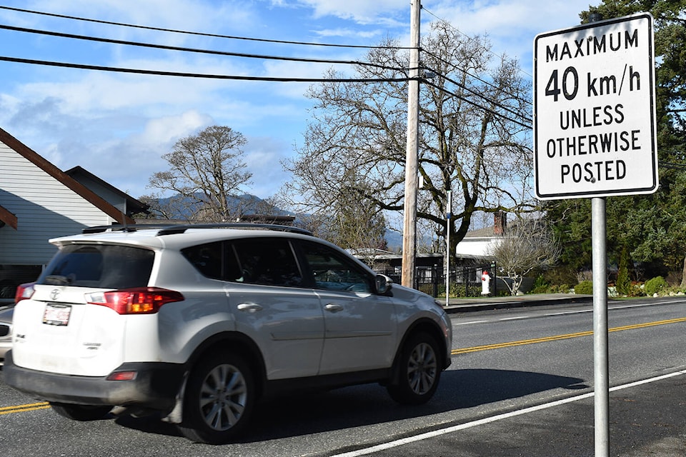 32379049_web1_speed_limit