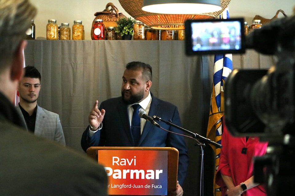 32399065_web1_230411-GNG-Ravi-Parmar-announces-for-NDP-_2