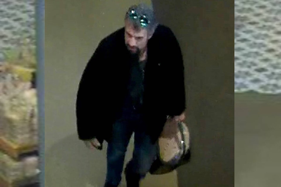 32865453_web1_230530-SNE-StolenCheese-Suspect_1
