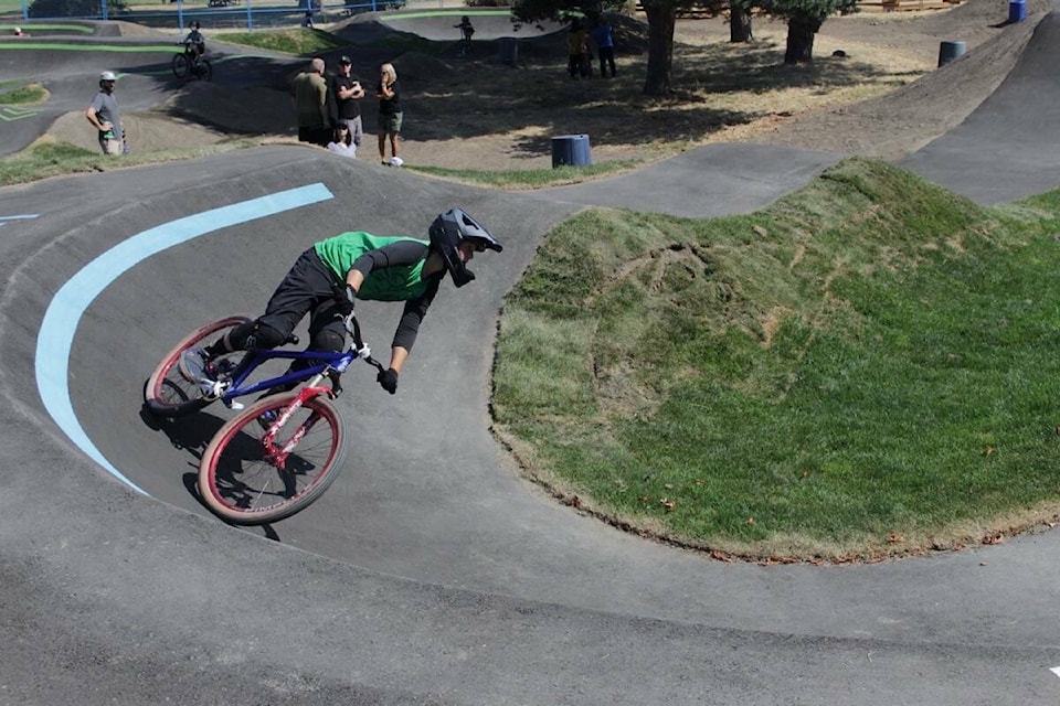 33126669_web1_230626-VNE-Freewheelinyouthlending-Topazbikepark_1