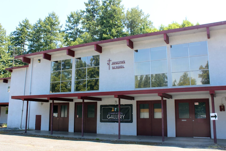 33142799_web1_230629-CHC-St-Josephs-school-sale-pending_2