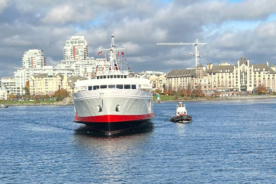 33181869_web1_211108-VNE-border-open-reax-ferryphoto_1