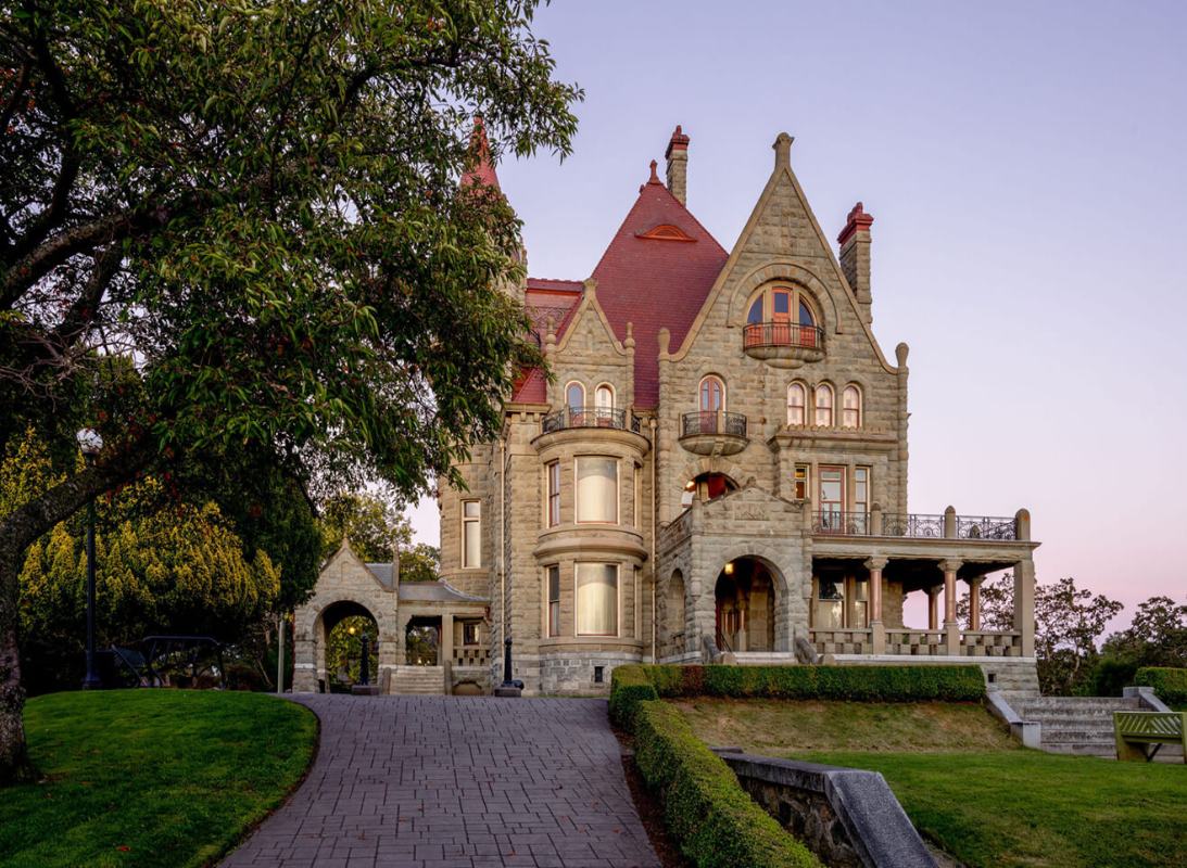 Halloween tour explores the darker side of Victoria's Craigdarroch Castle