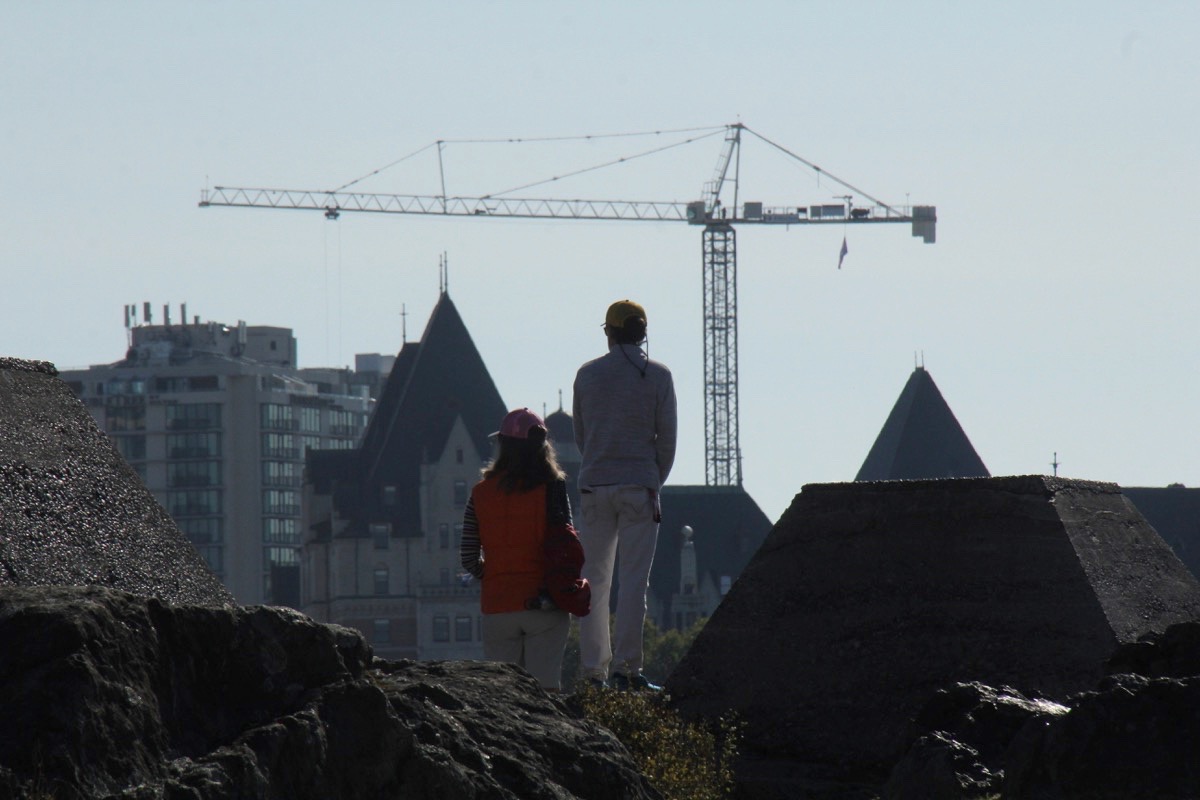 Victoria one-bedroom rents drop an average of $150 over past year