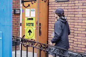 Greater Victoria residents flock to polls to cast their ballots
