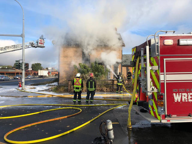 23076129_web1_201029-VMS-RCMP-structure-fire-house_2