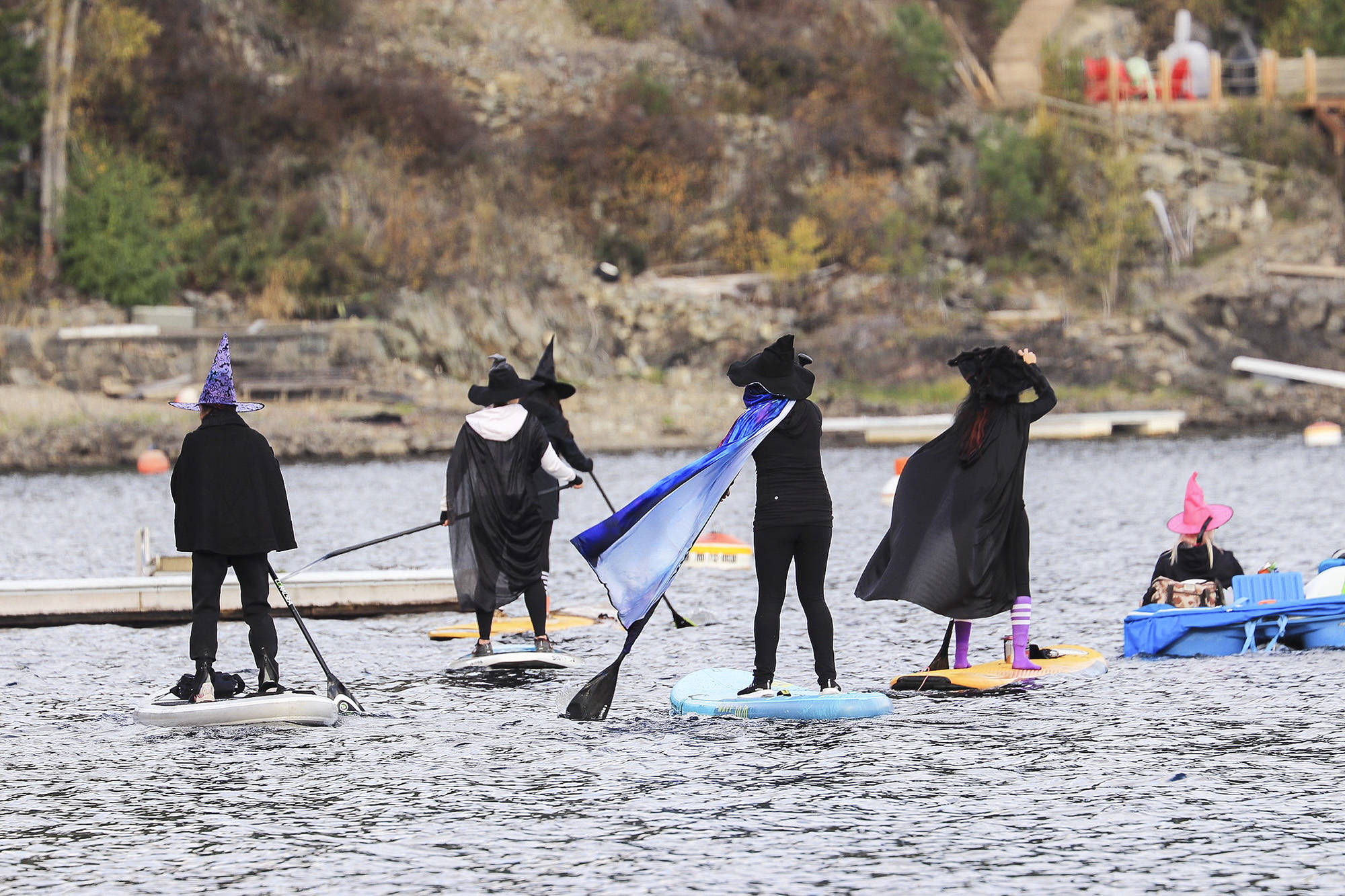 23079842_web1_copy_201022-SAA-Witches-paddle_2