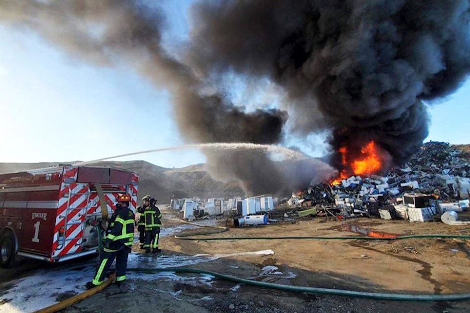 24364087_web1_210304-SAA-KTW-toxic-landfill-fire_1