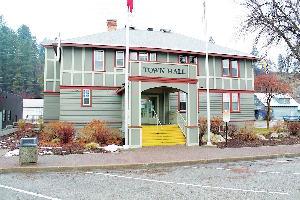 24774144_web1_200409-PSS-councilmeetings-_1