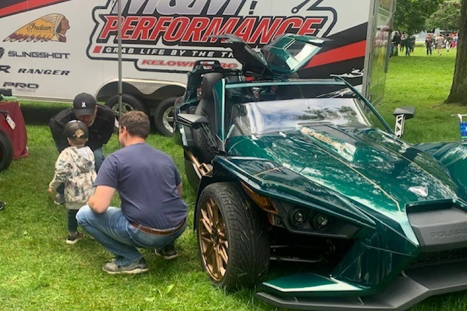 29503746_web1_220623-KCN-boyd-car-show-_1