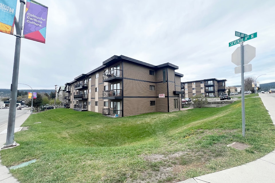 borlandapartmentsimg_0833