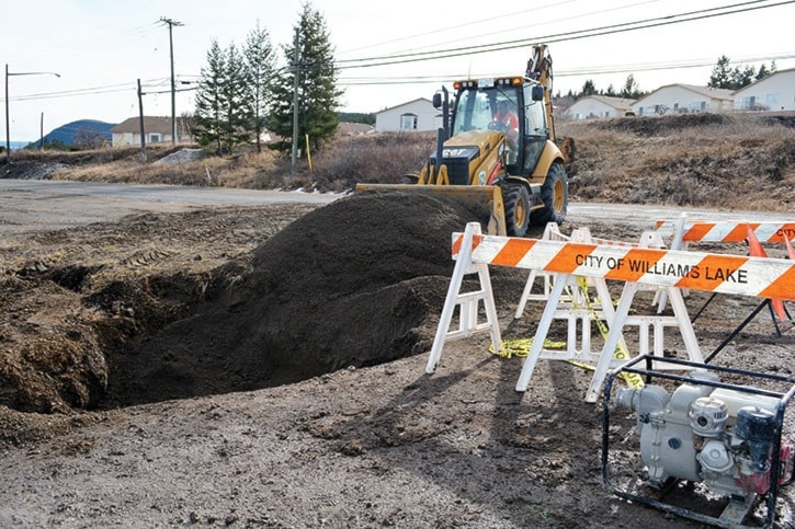 mly repairing water main break