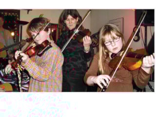 52874NewS.37.20110207230047.SUBSBBigLakeviolins816_20110208