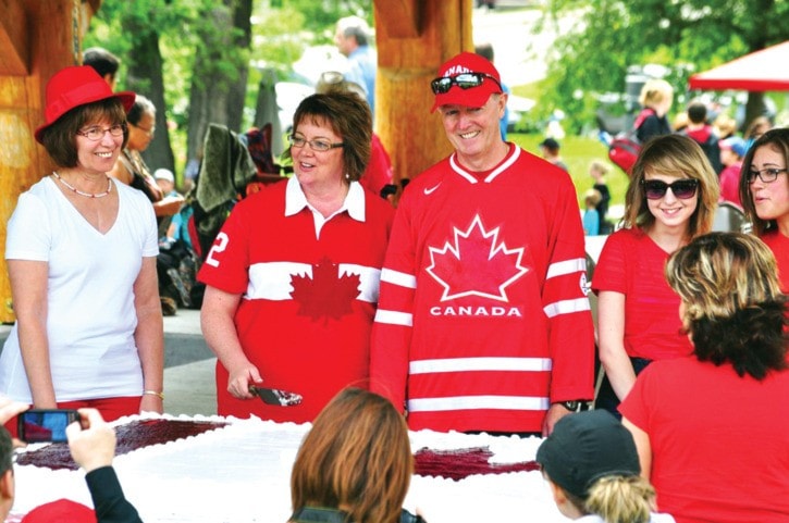 72488tribuneA02SUBMFCanadaDay353