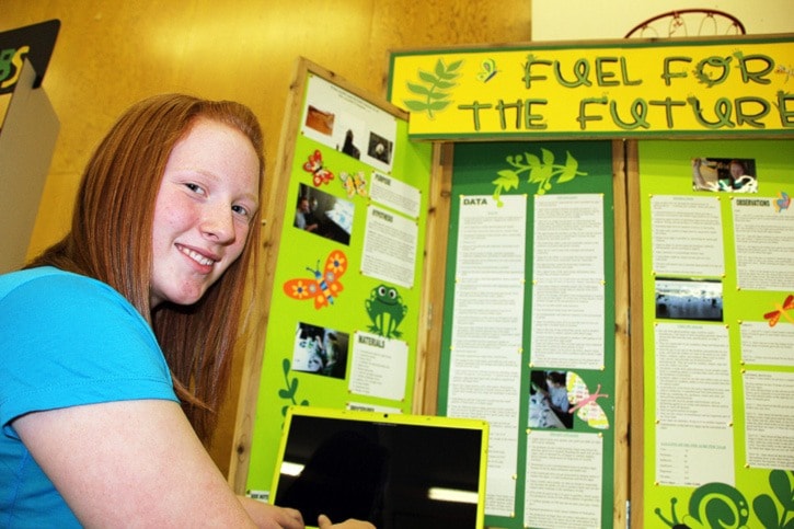 75726tribuneA14SUBdistrictsciencefair08