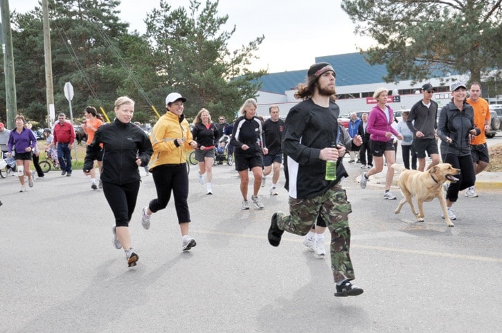76953tribuneA11GSTerryFoxRun0315