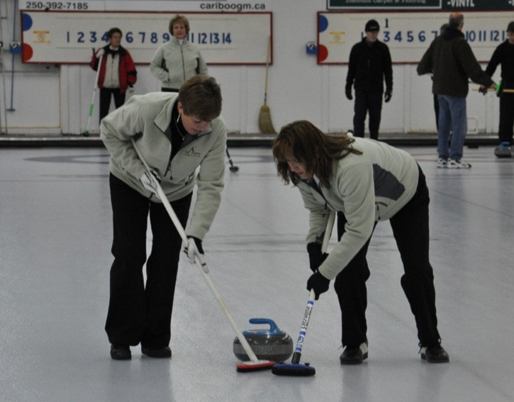 93966tribuneA12-jointbonspiel-web