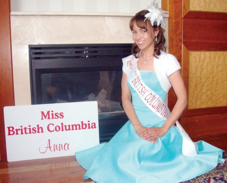 94891tribuneA4subAnnaDell-MissBritishColumbiaCanada2011