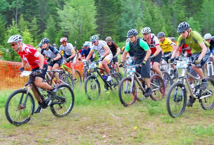 9575tribuneA10PedalbythePuddle325