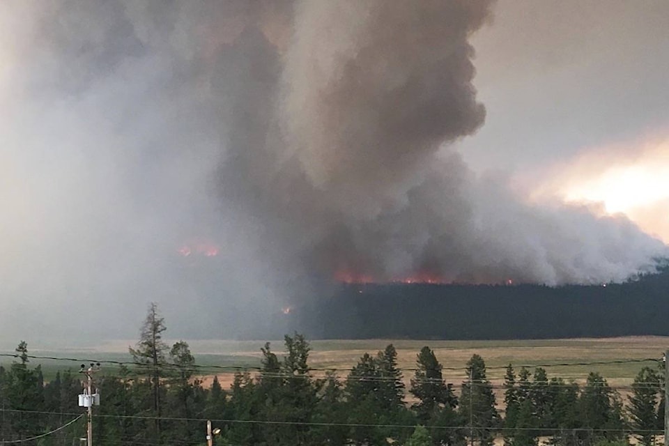 8087094_web1_170813-BPD-M-chilcotin-wildfire-submitted-2058