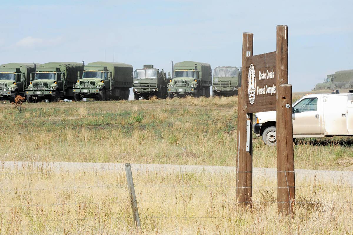 8414757_web1_am-military