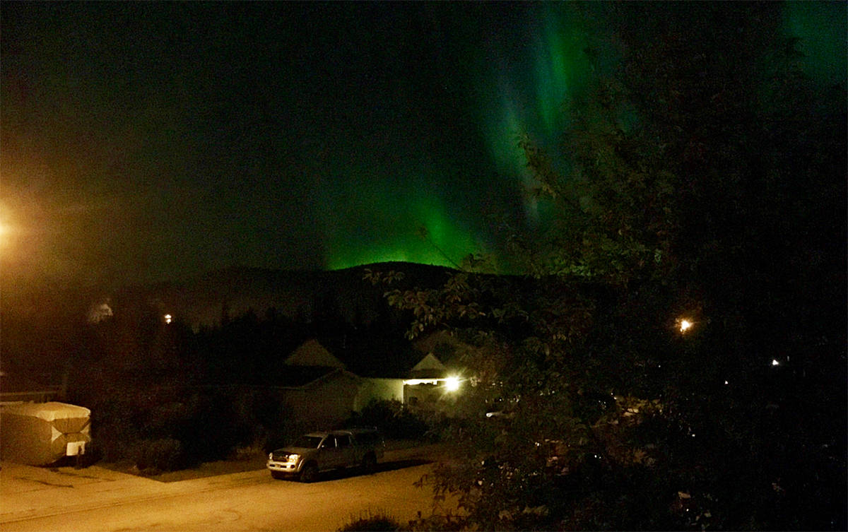 8711024_web1_170929-WLT-northernlights_1