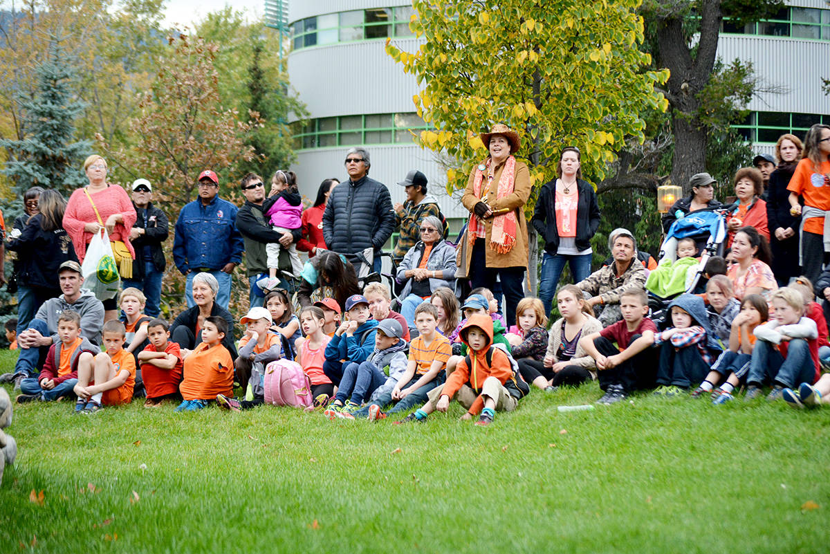 8727434_web1_170929-WLT-OrangeShirtDay2017_2