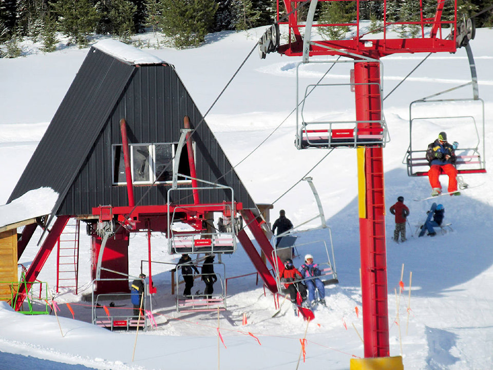 10010660_web1_mt-timothy-chairlift