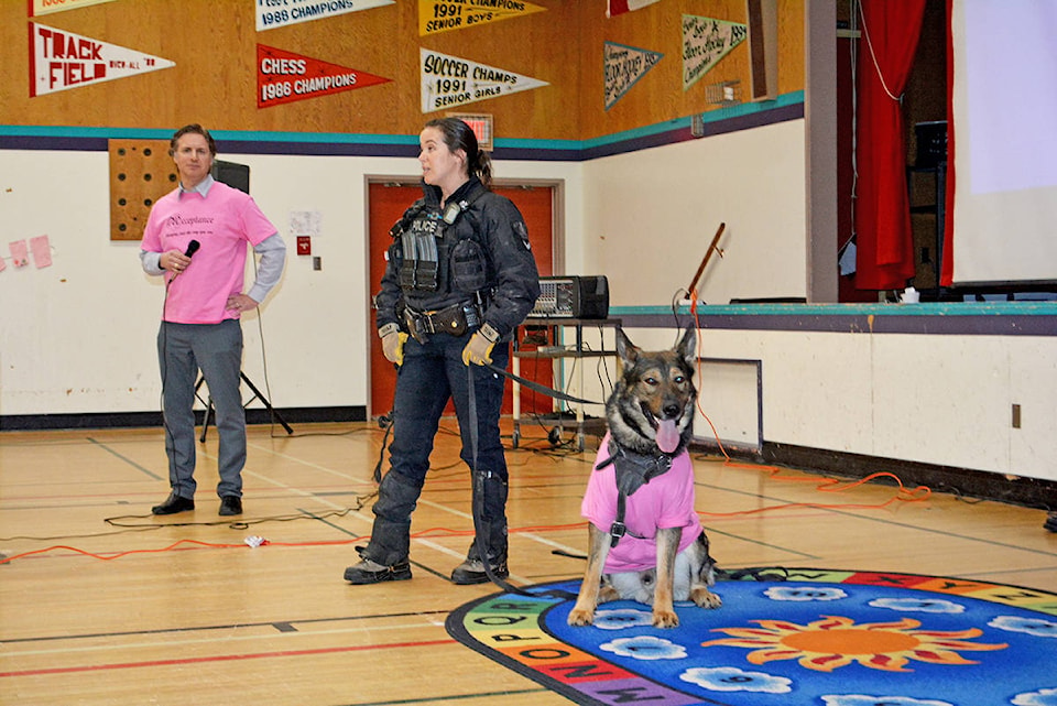 11281499_web1_180404-WLT-Police-Dog