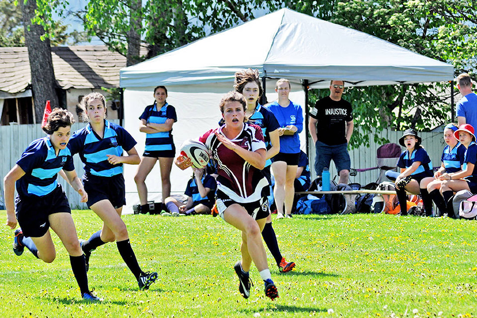 12034636_web1_copy_180524-WLT-RugbyProvsFrontDSC_8672