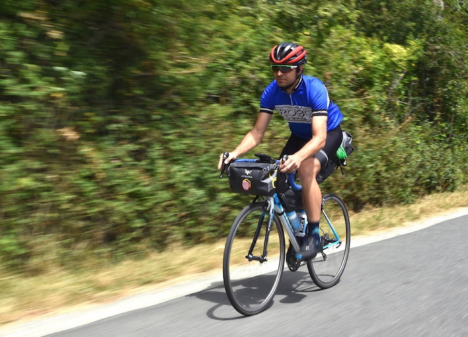 12506241_web1_180629-PNR-cyclist