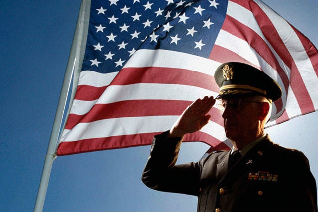 12870850_web1_vet-flag-s