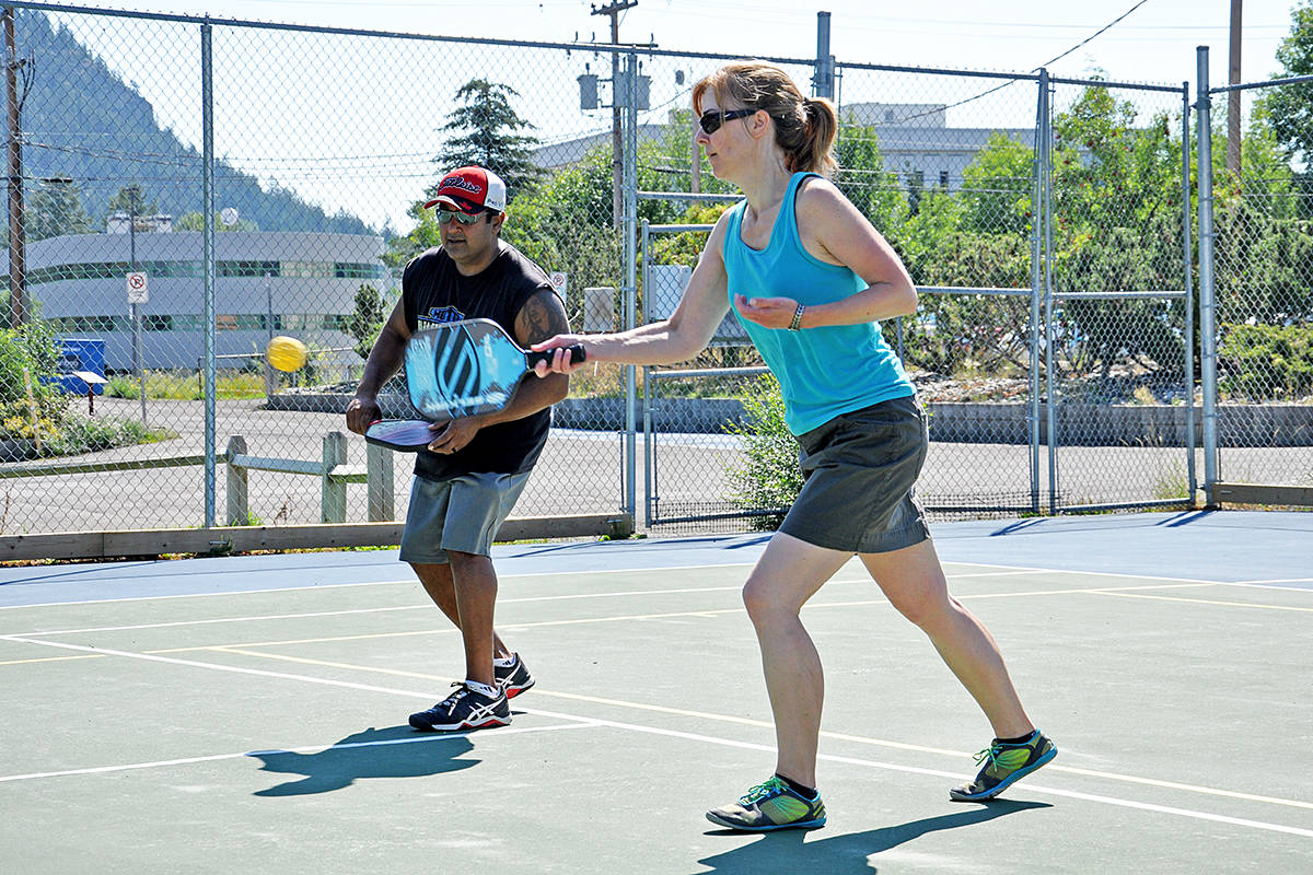 12890350_web1_180726-WLT-Pickleball2