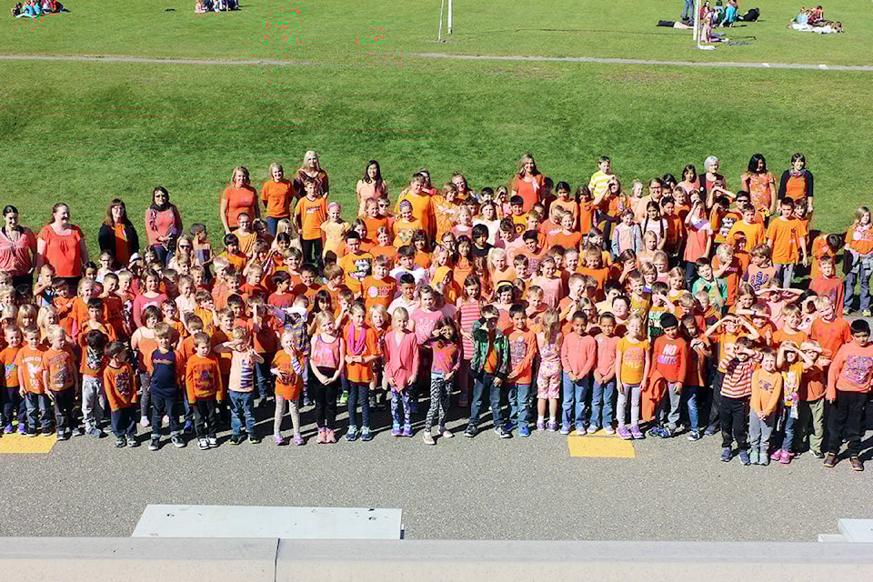 13732530_web1_copy_180930-WLT-OrangeShirtDay