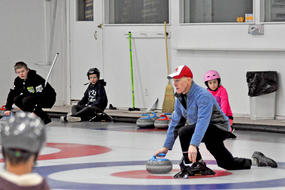 15252394_web1_190123-WLT-JuniorCurlers14