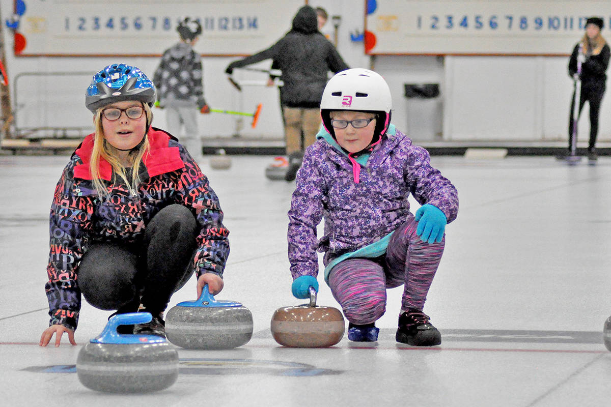 15252394_web1_190123-WLT-JuniorCurlers7