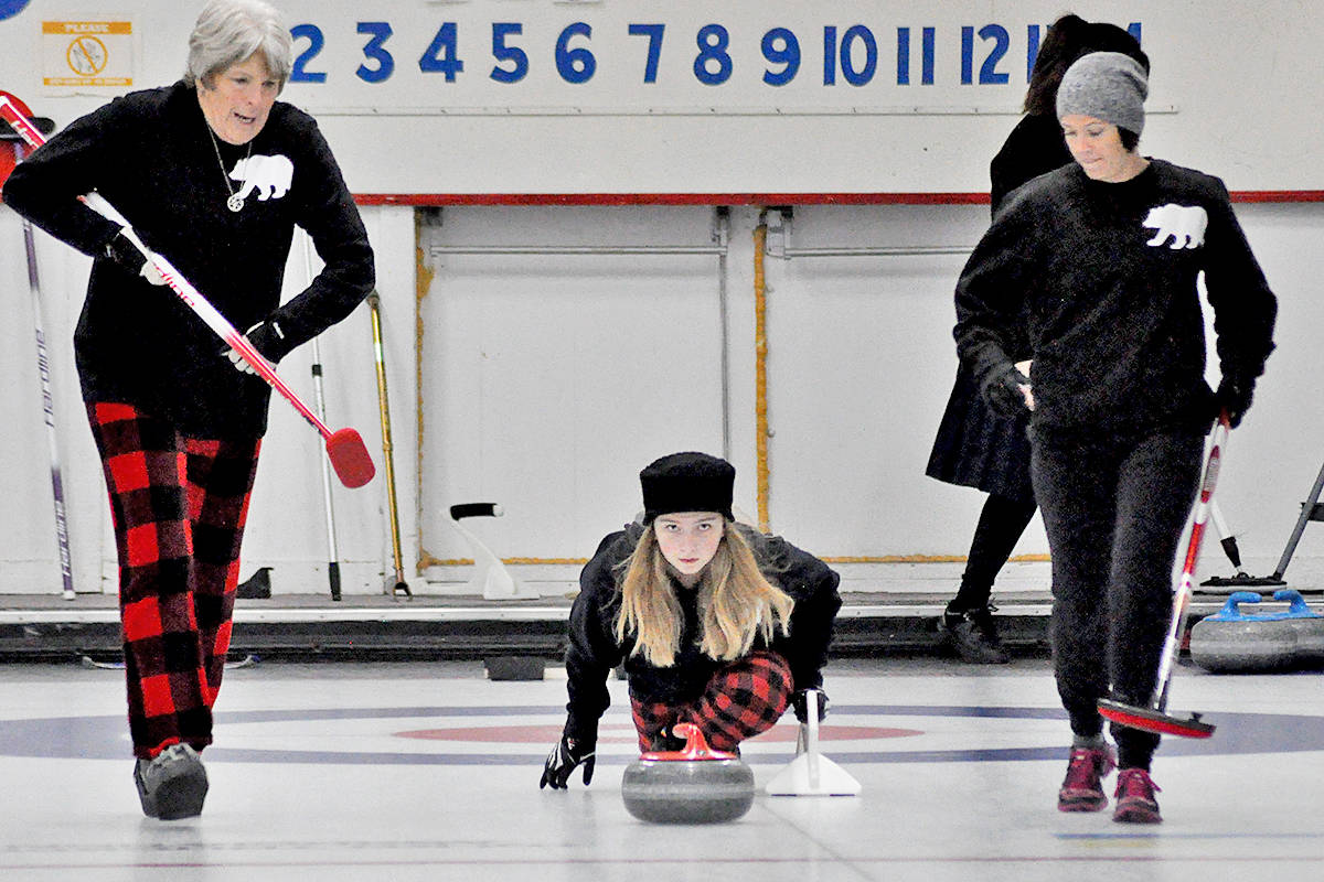 15539571_web1_190213-WLT-Bonspiel1