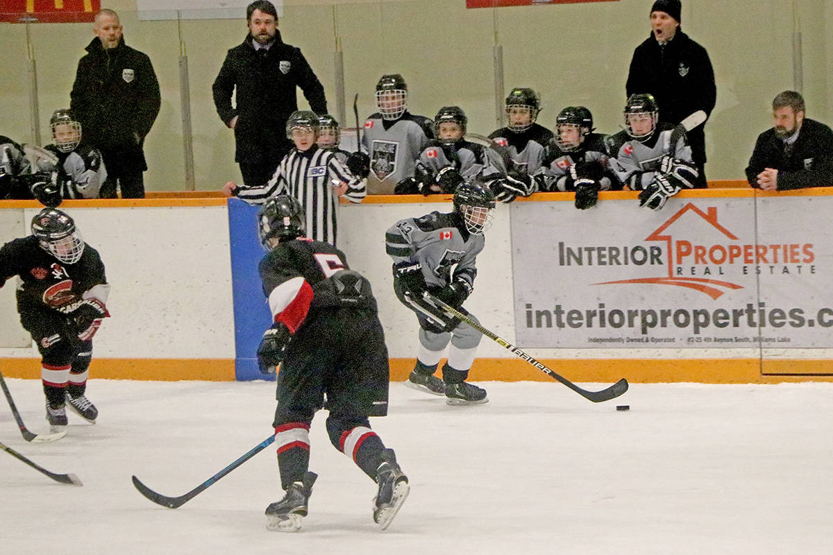 15687652_web1_190224-WLT-PeeweePlayoffs2