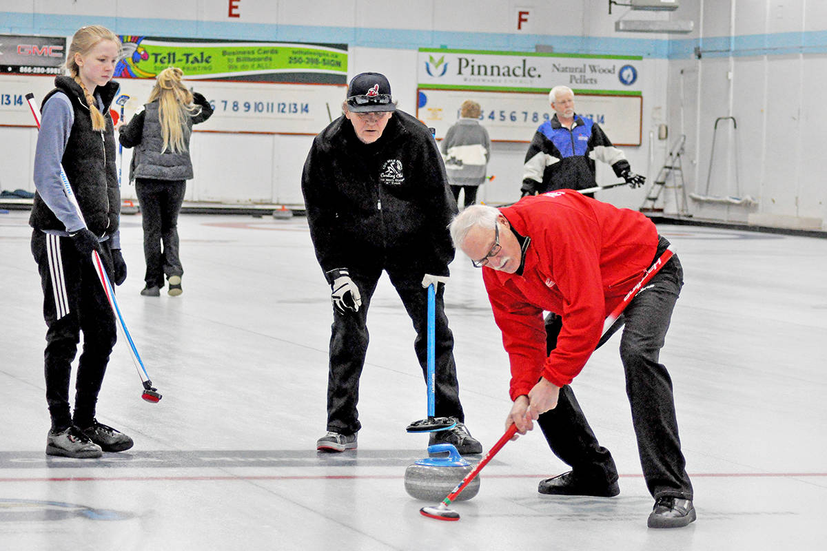 15896834_web1_190311-WLT-Bonspiel8