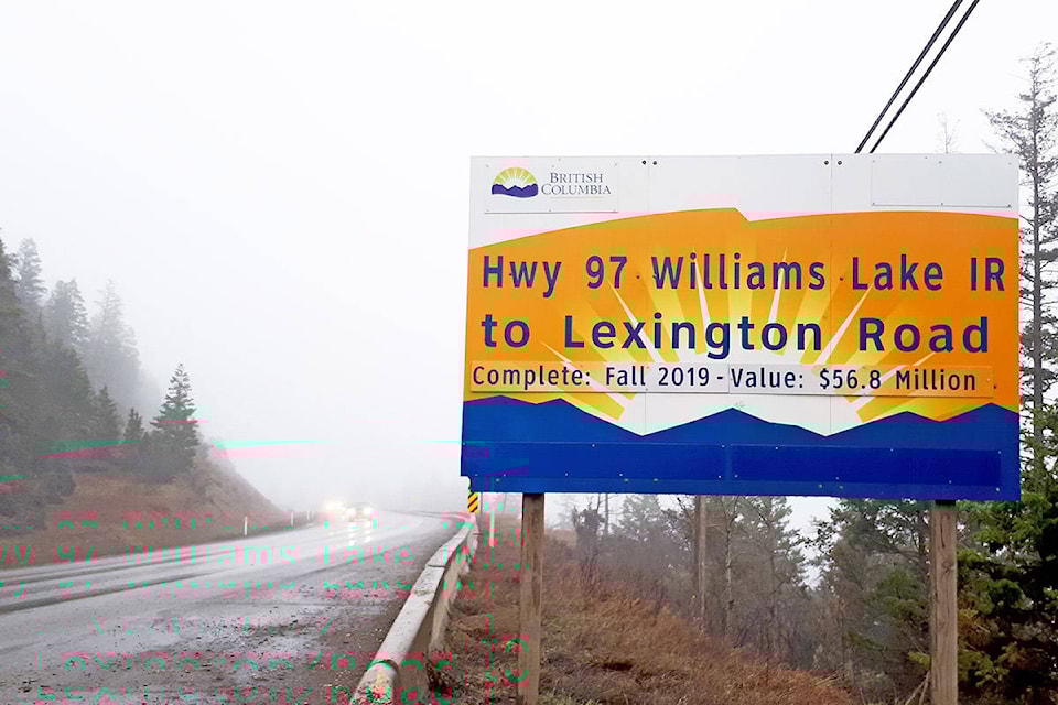 16116461_web1_190327-WLT-LexingtonSign