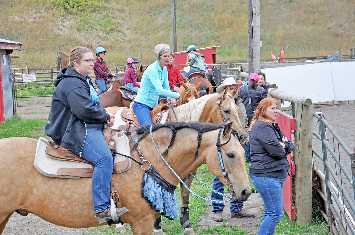 18479622_web1_190908-WLT-HarvestFair-0348