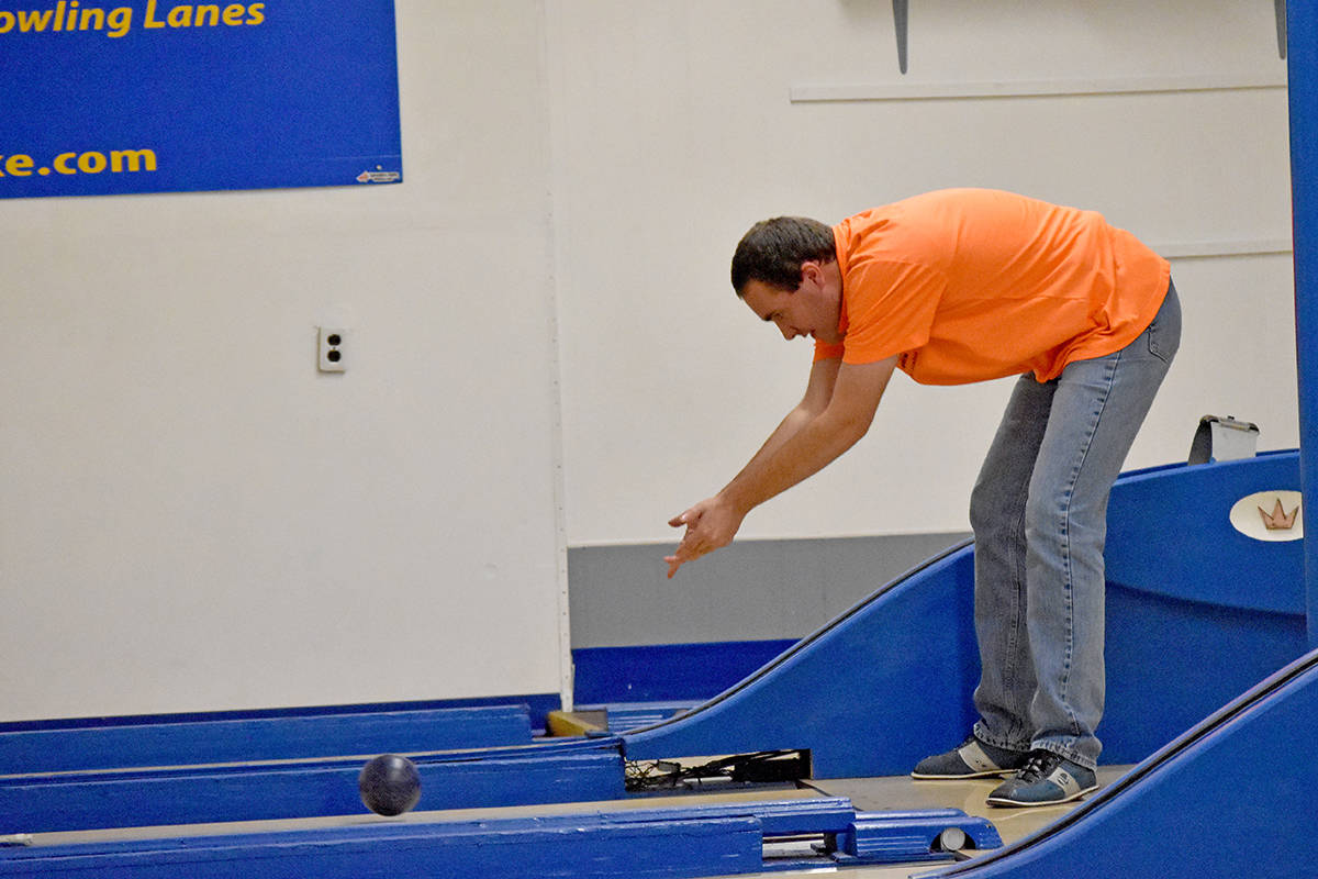 18596900_web1_190919-WLT-Bowlers2