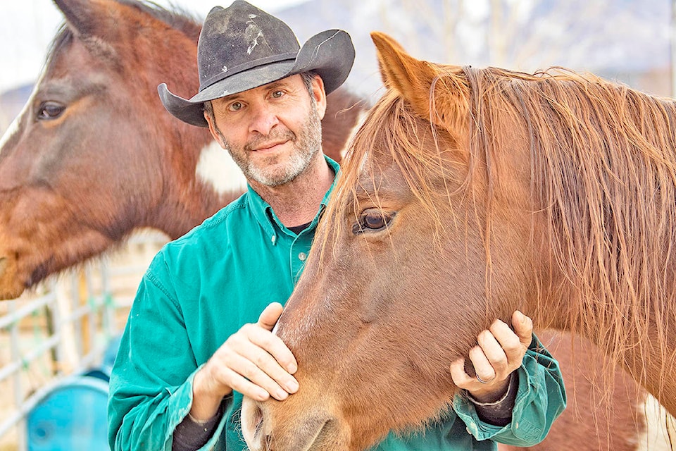 18881452_web1_191009-ClintMalarchuk-April2016