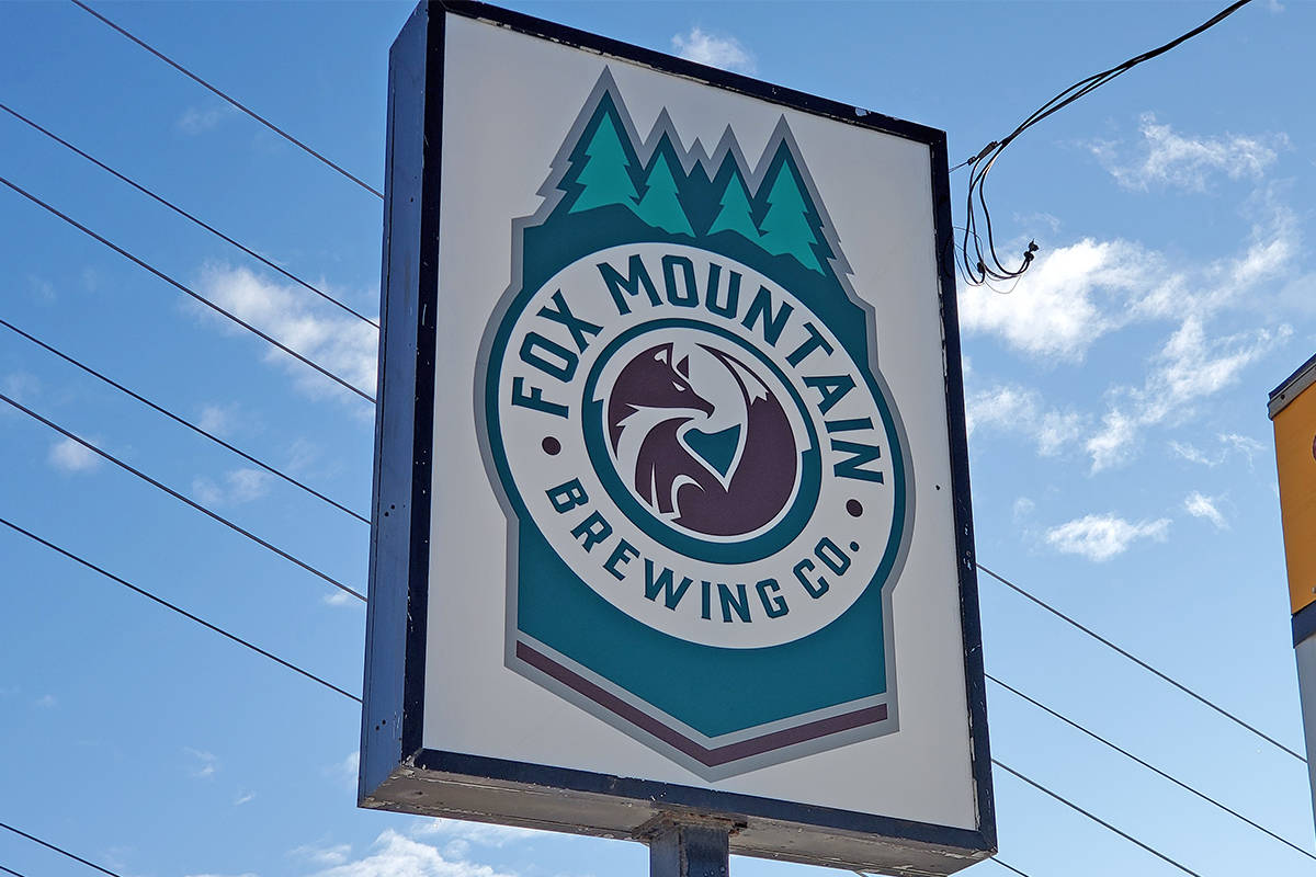 20214374_web1_2001222-WLT-FoxMountainBrewery