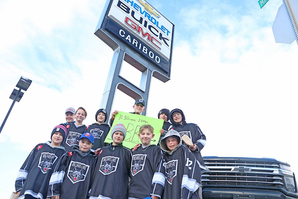 The Williams Lake Minor Hockey Association (WLMHA) Peewee Tier 2 Timberwolves smile at Cariboo GM on Saturday, Feb. 1 while raising money for the Boys and Girls Club of Williams Lake. (Patrick Davies photo- Williams Lake Tribune)