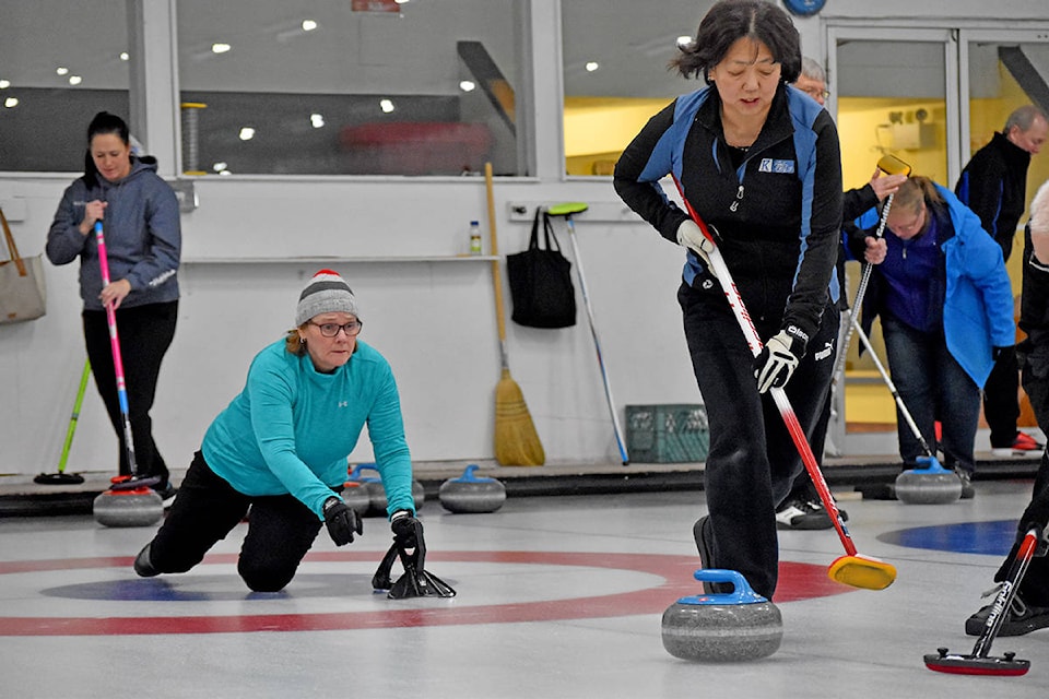 Betty Dryden (left) and Naomi Miller. (Greg Sabatino photo - Efteen)