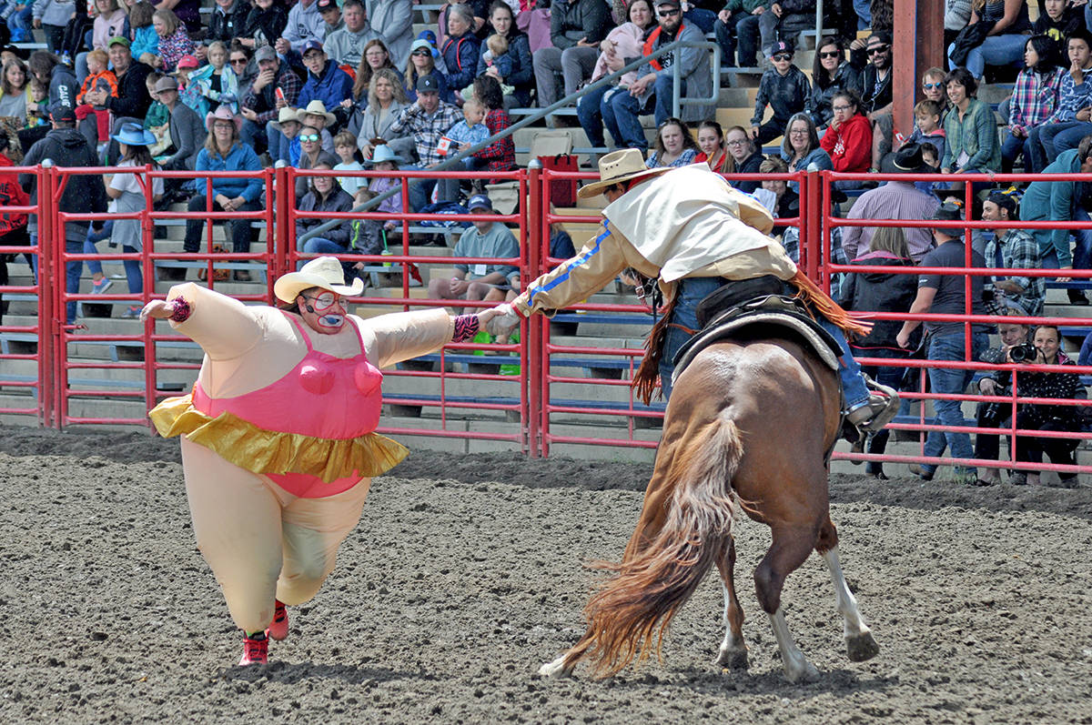 21390561_web1_200427-WCT-WLT-STAMPEDE-_5