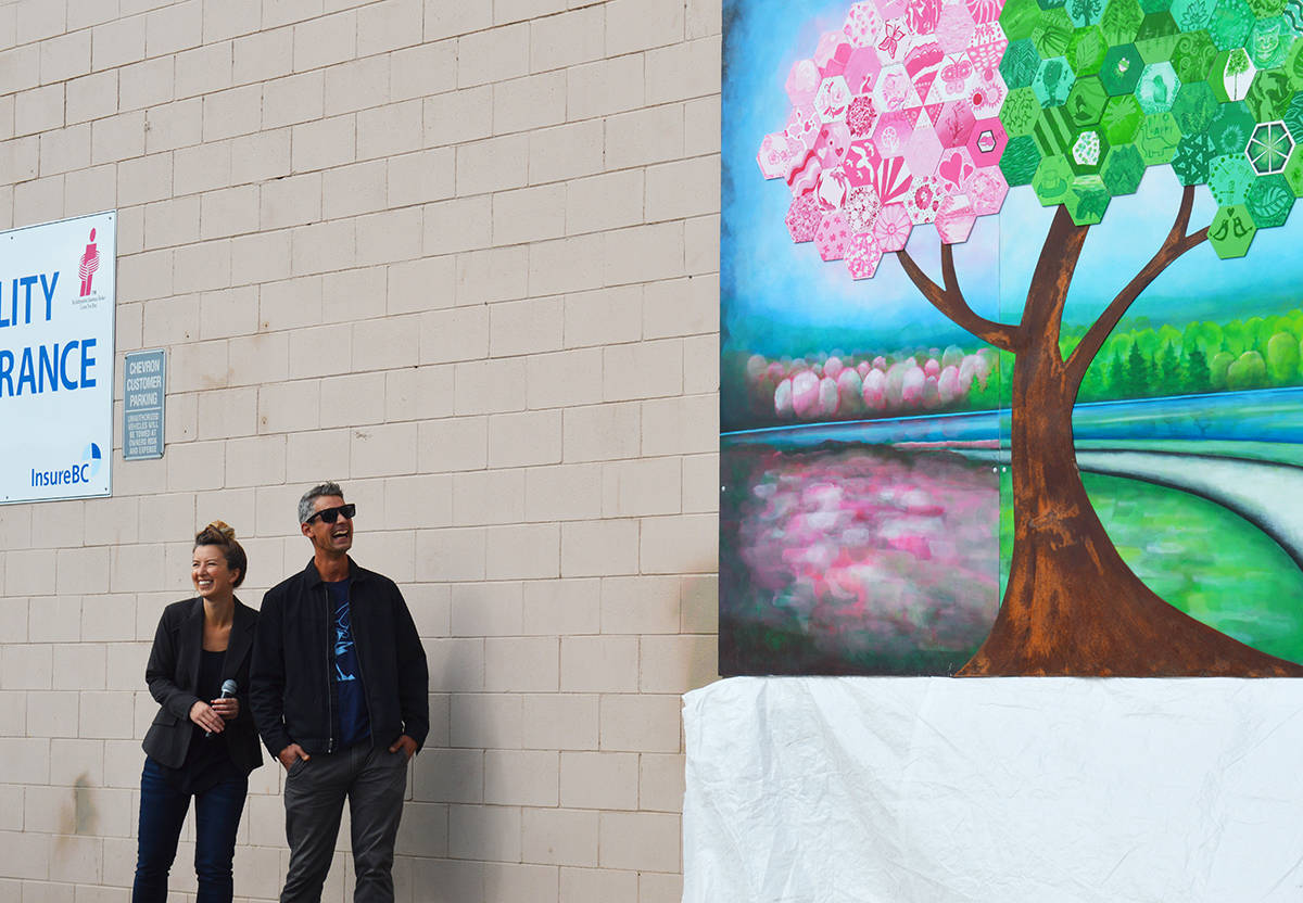 22838192_web1_200930-QCO-mural_3