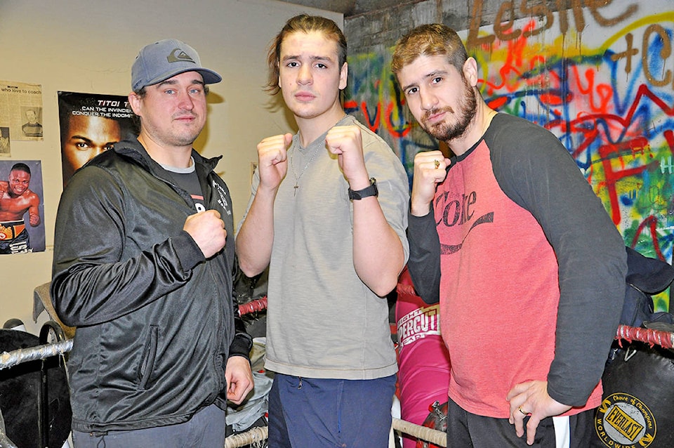 23251240_web1_201105-WLT-BoxingClubCOVID