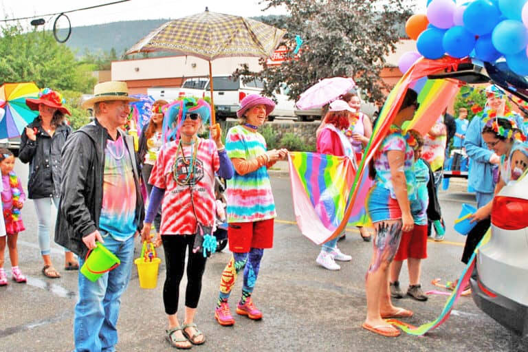 25583526_web1_210623-WLT-PrideStampedeParade